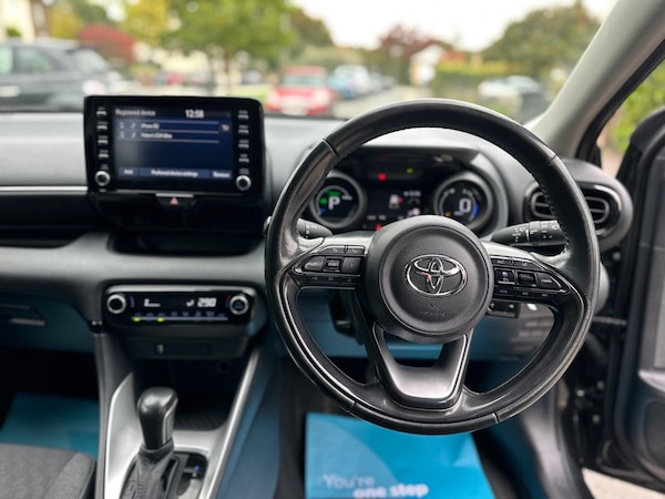 Used Toyota Yaris 2021 for sale - 76214511: Photo 24