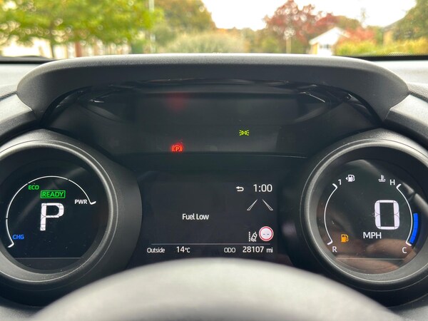 Used Toyota Yaris 2021 for sale - 76214511: Photo 38