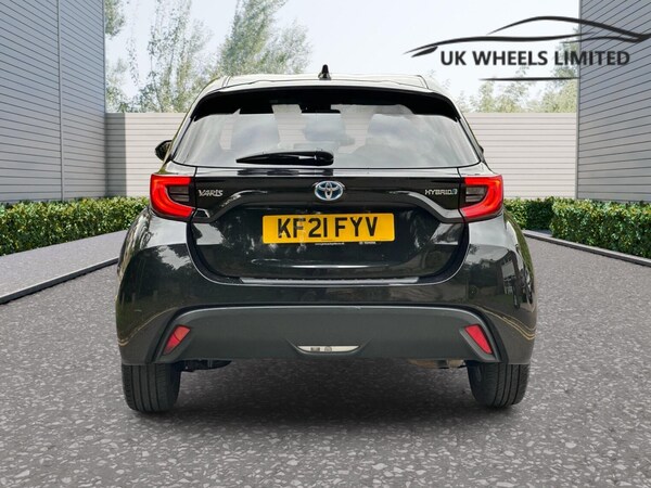 Used Toyota Yaris 2021 for sale - 76214511: Photo 4