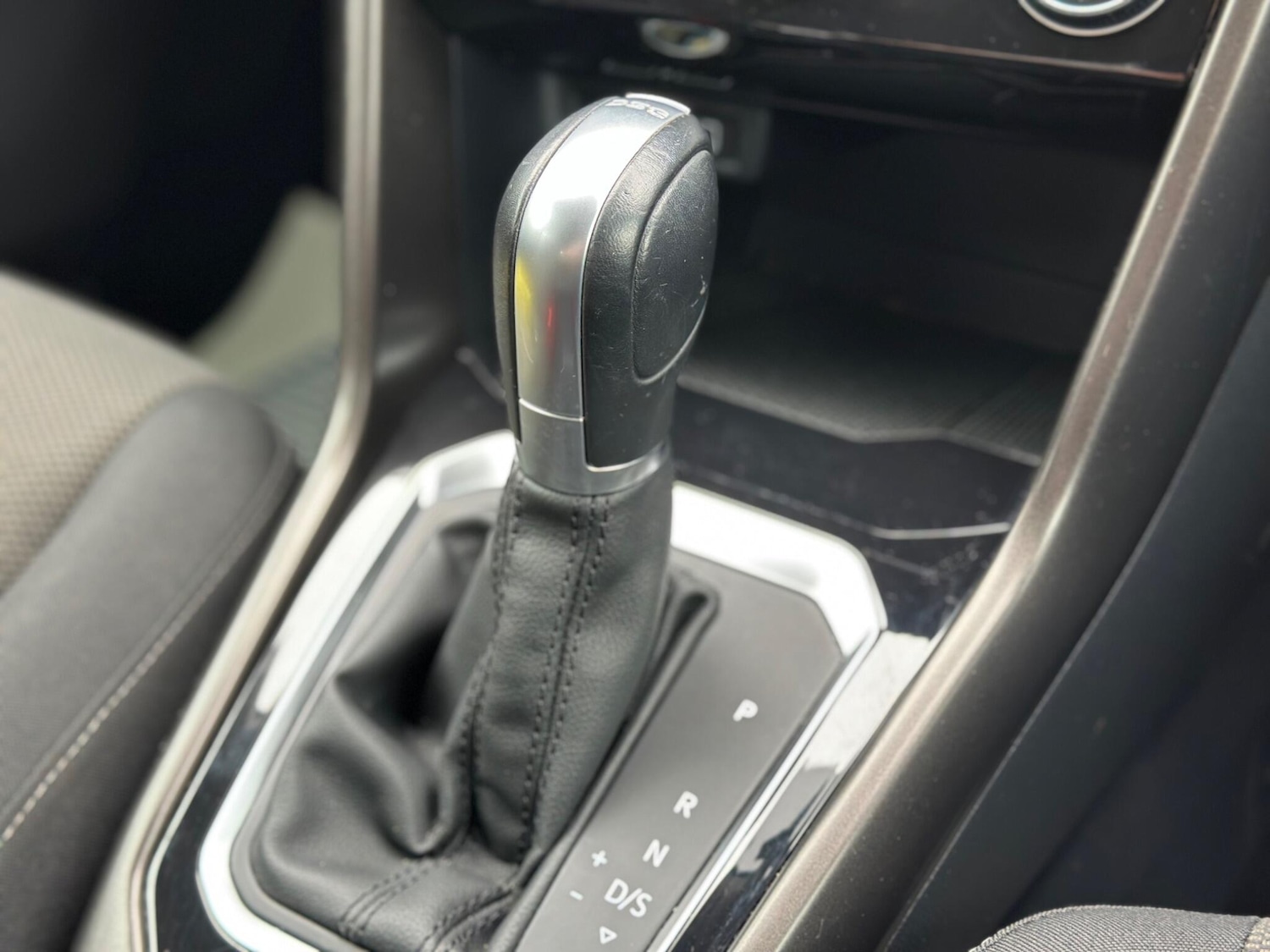 Used Volkswagen T-Roc 2018 for sale - 77723126: Photo 27