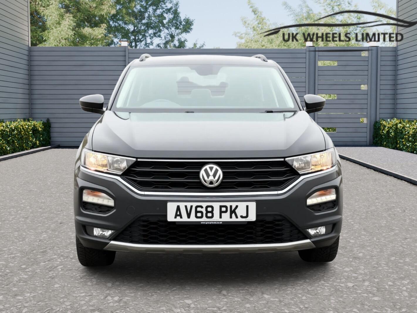 Used Volkswagen T-Roc 2018 for sale - 77723126: Photo 3