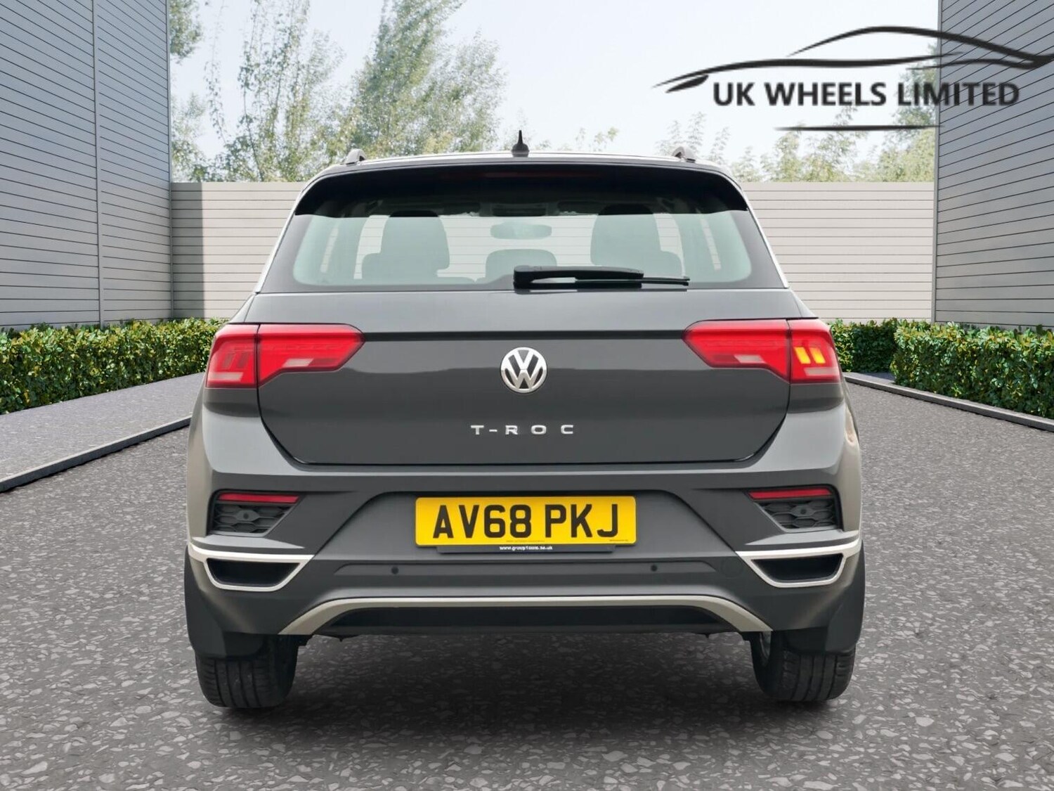 Used Volkswagen T-Roc 2018 for sale - 77723126: Photo 4