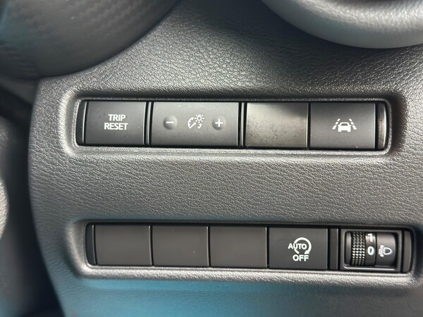 Used Nissan Juke 2021 for sale - 76294967: Photo 31