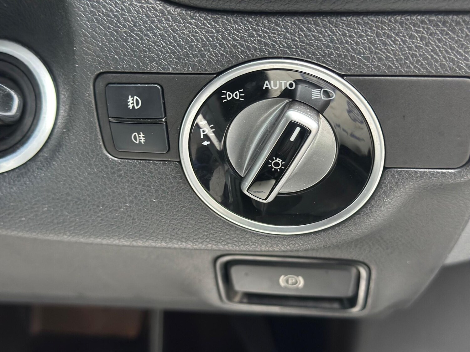 Used Mercedes-Benz GLA 2019 for sale - 77412385: Photo 42