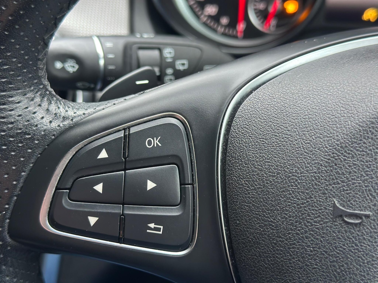 Used Mercedes-Benz GLA 2019 for sale - 77412385: Photo 46