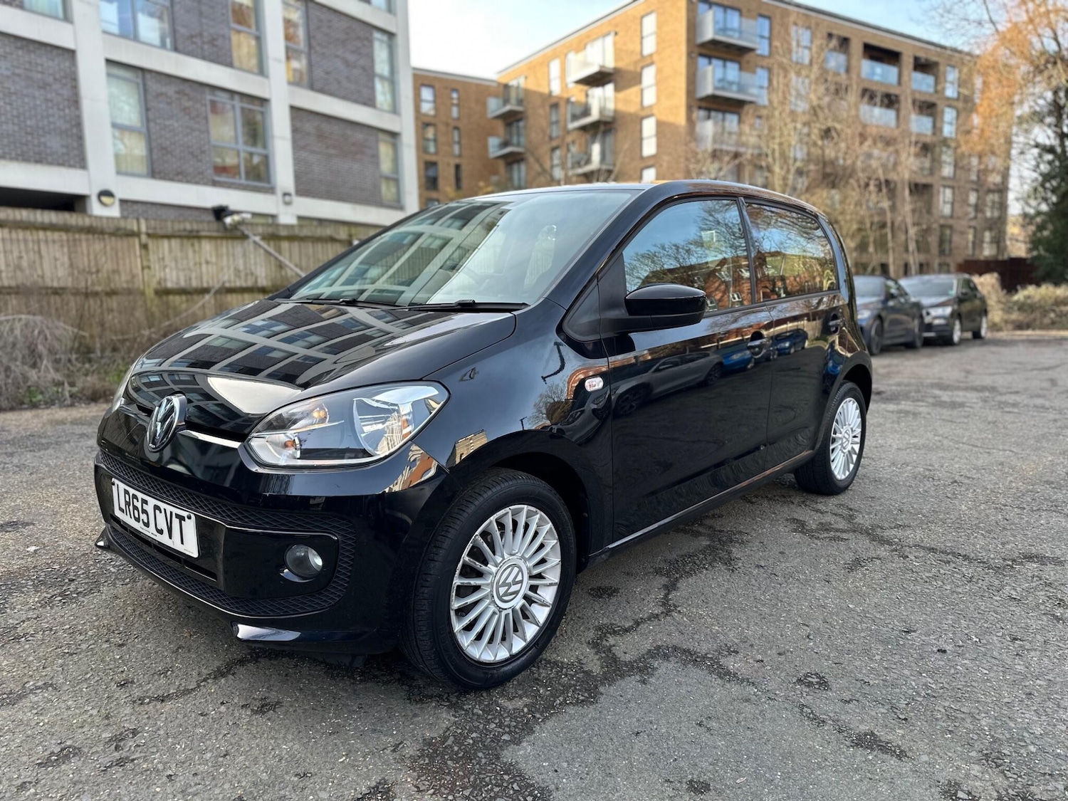 Used Volkswagen up! 2015 for sale - 77892782: Photo 10