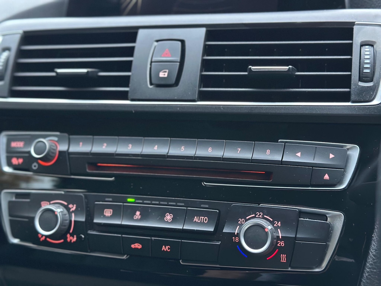 Used BMW 1 Series 2016 for sale - 76440823: Photo 42