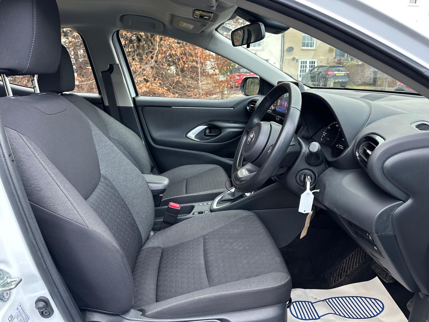 Used Toyota Yaris 2023 for sale - 77626222: Photo 12