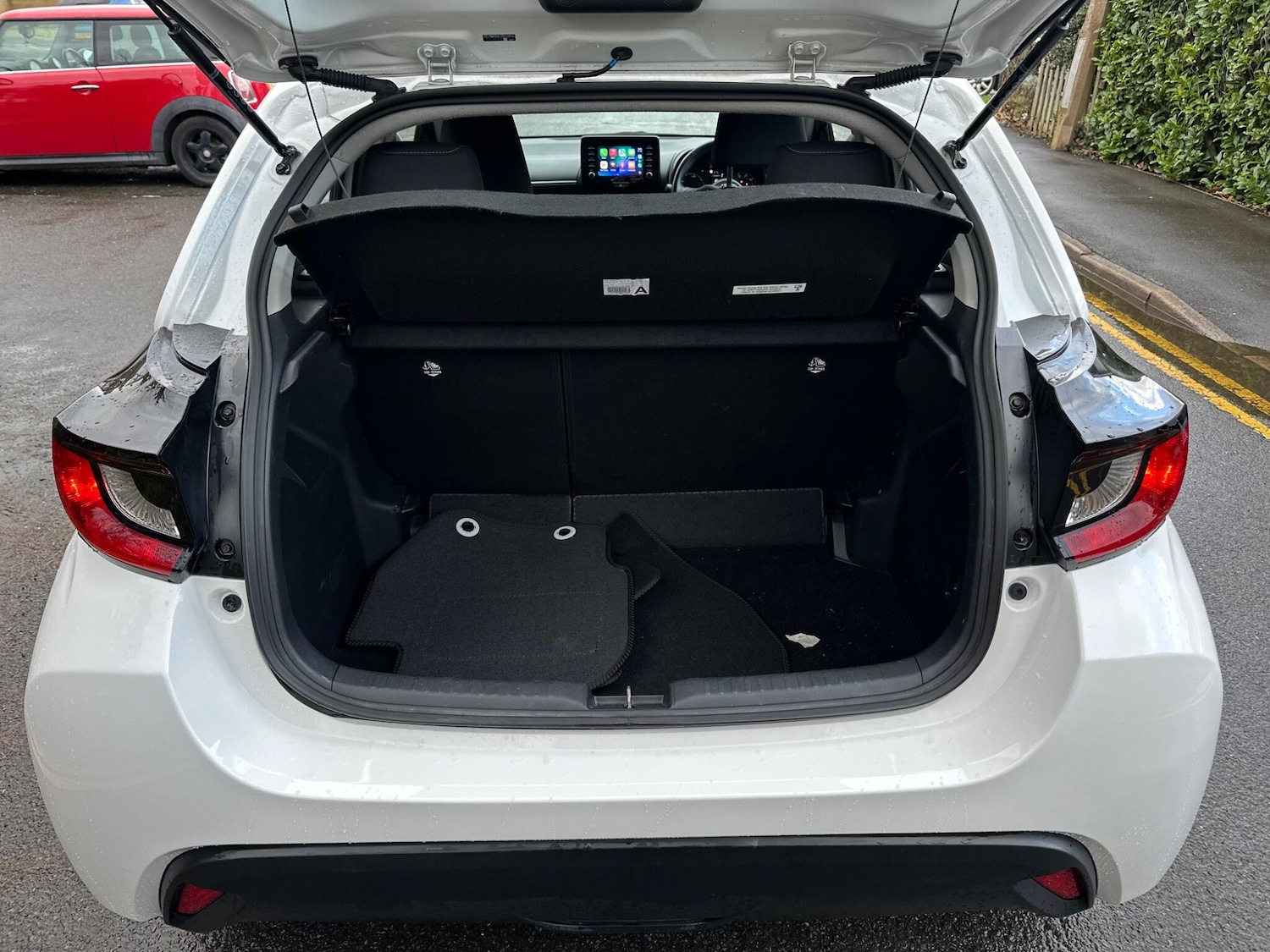 Used Toyota Yaris 2023 for sale - 77626222: Photo 39