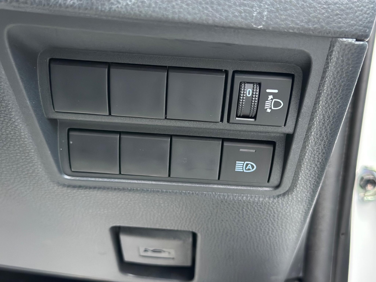 Used Toyota Yaris 2023 for sale - 77626222: Photo 45