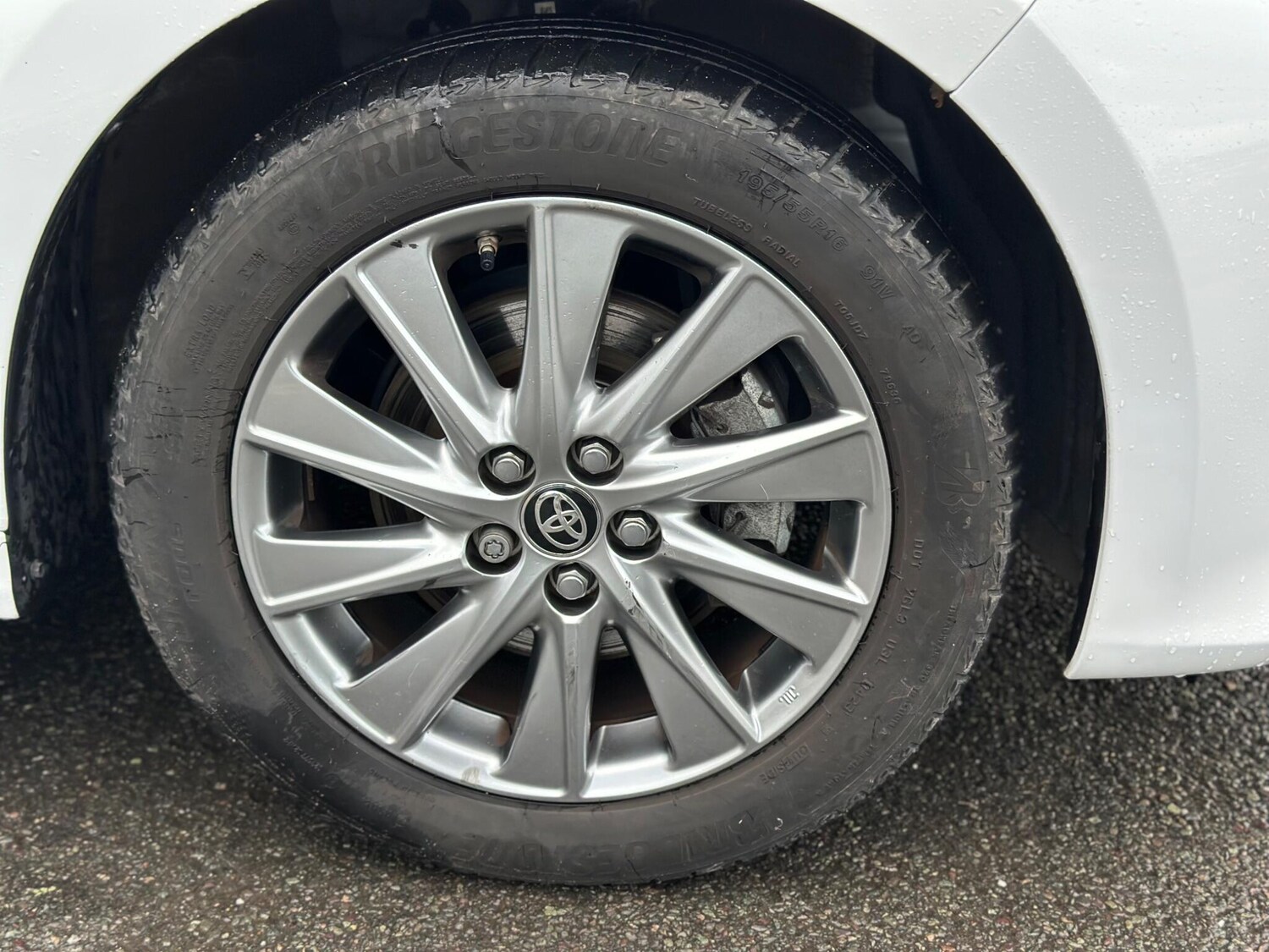 Used Toyota Yaris 2023 for sale - 77626222: Photo 68