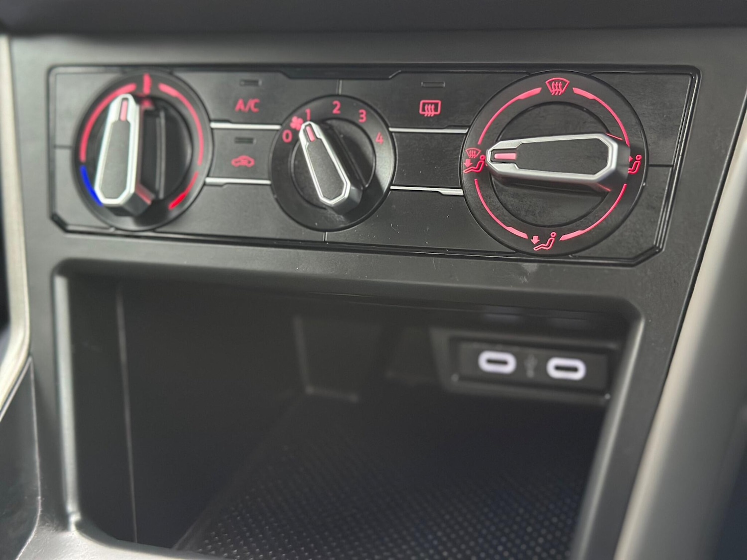 Used Volkswagen Polo 2021 for sale - 76850201: Photo 37