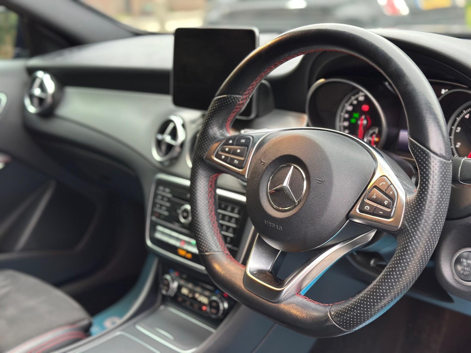 Used Mercedes-Benz GLA 2018 for sale - 76239568: Photo 28