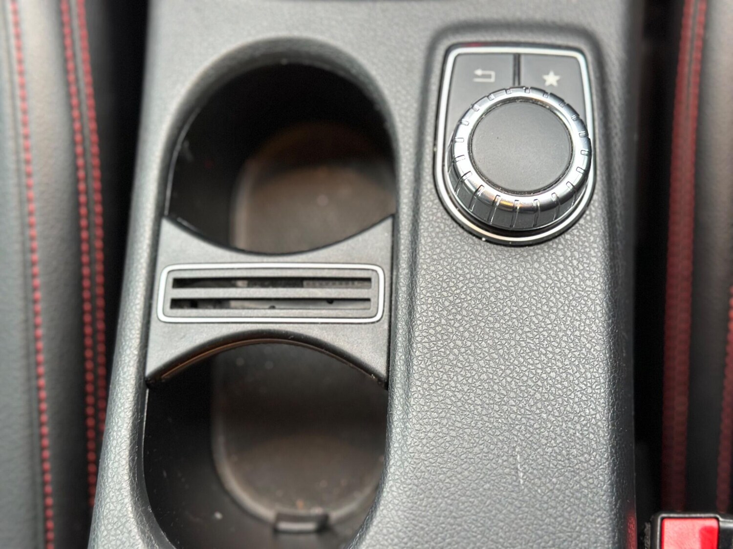 Used Mercedes-Benz GLA 2018 for sale - 76239568: Photo 45