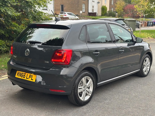 Used Volkswagen Polo 2016 for sale - 76259268: Photo 9