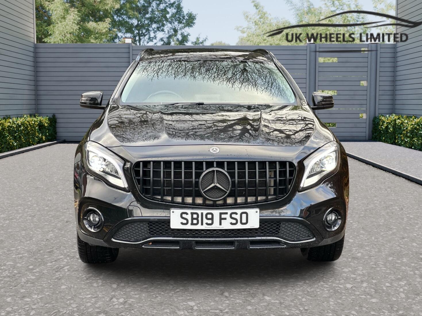 Used Mercedes-Benz GLA 2019 for sale - 76585536: Photo 3