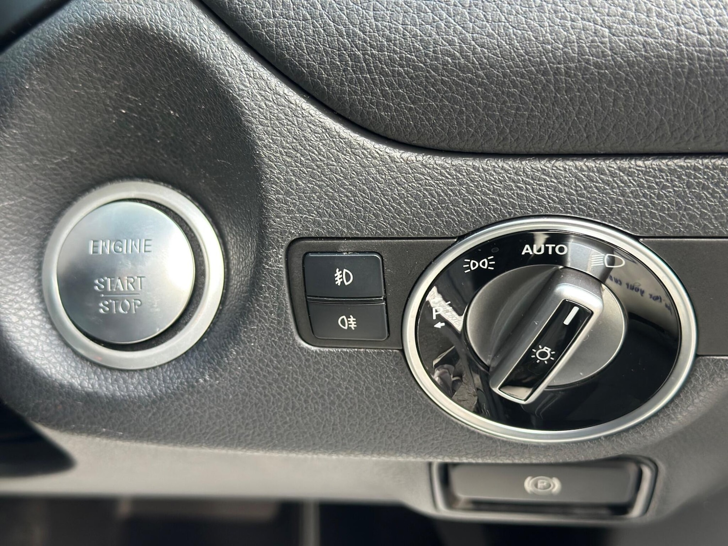 Used Mercedes-Benz GLA 2019 for sale - 76585536: Photo 32