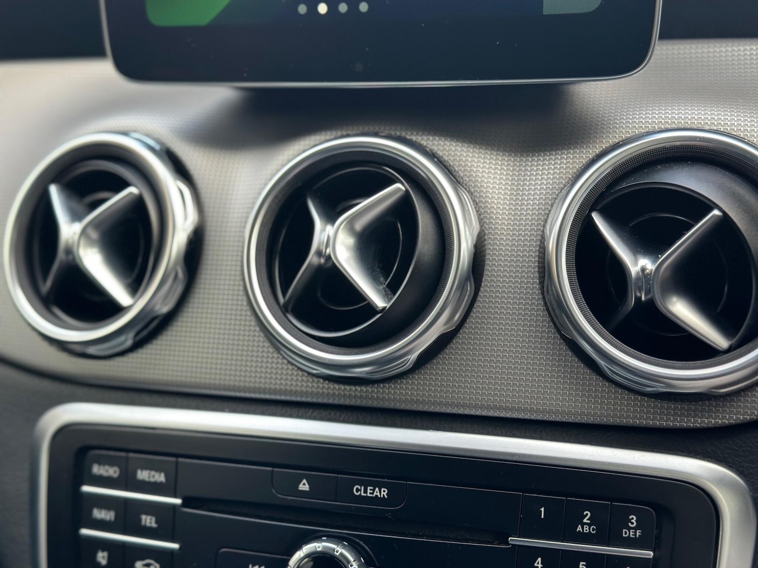 Used Mercedes-Benz GLA 2019 for sale - 76585536: Photo 39