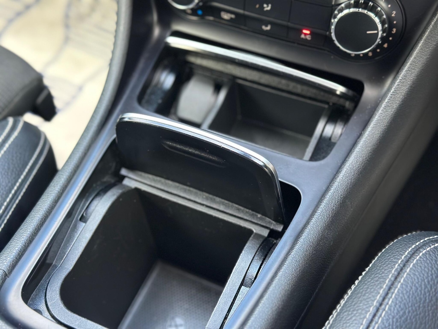 Used Mercedes-Benz GLA 2019 for sale - 76585536: Photo 42