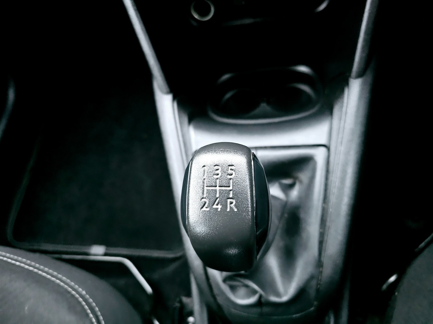 Used Peugeot 208 2016 for sale - 76381936: Photo 10