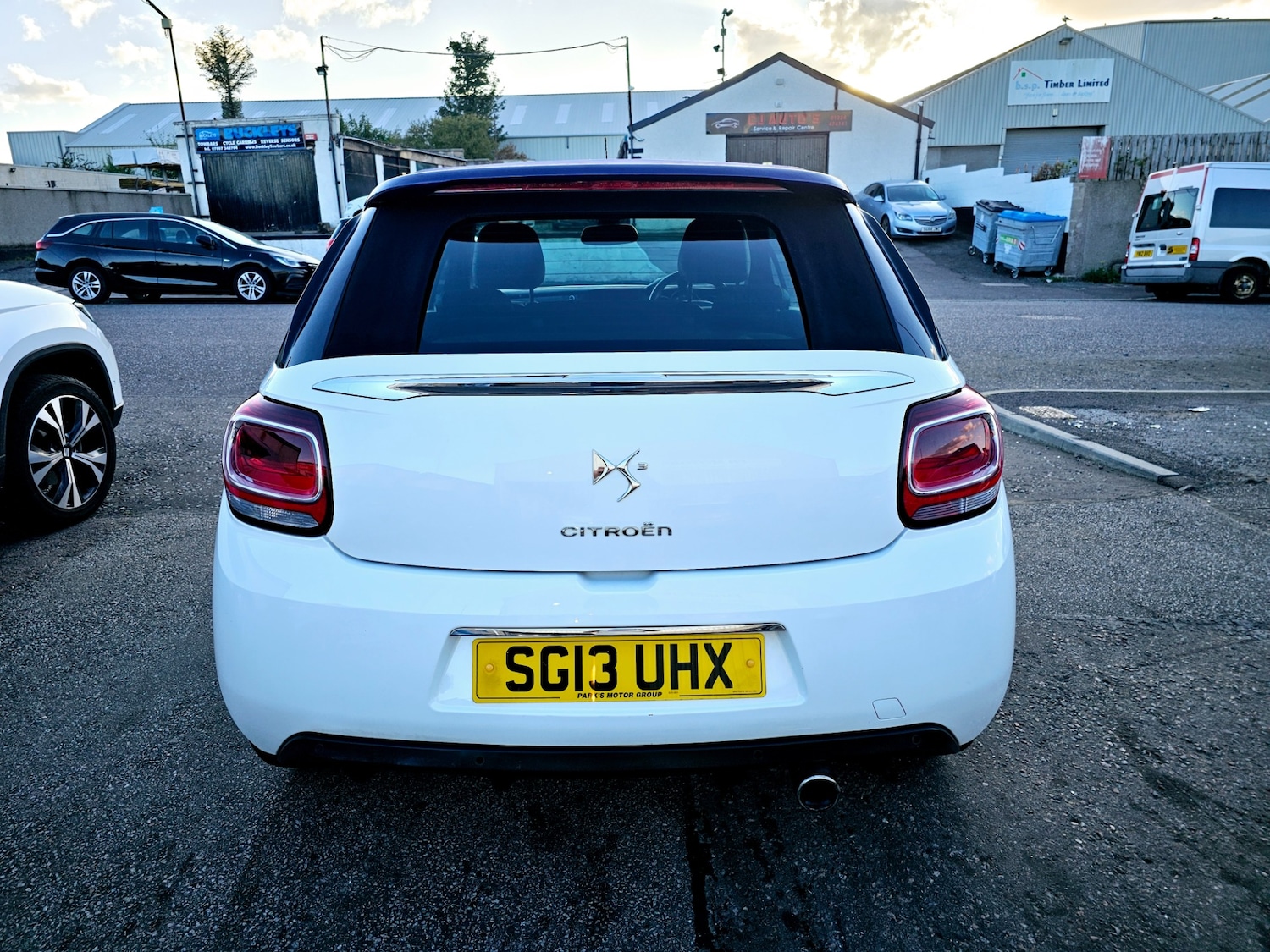 Used Citroen DS3 2013 for sale - 76286939: Photo 4