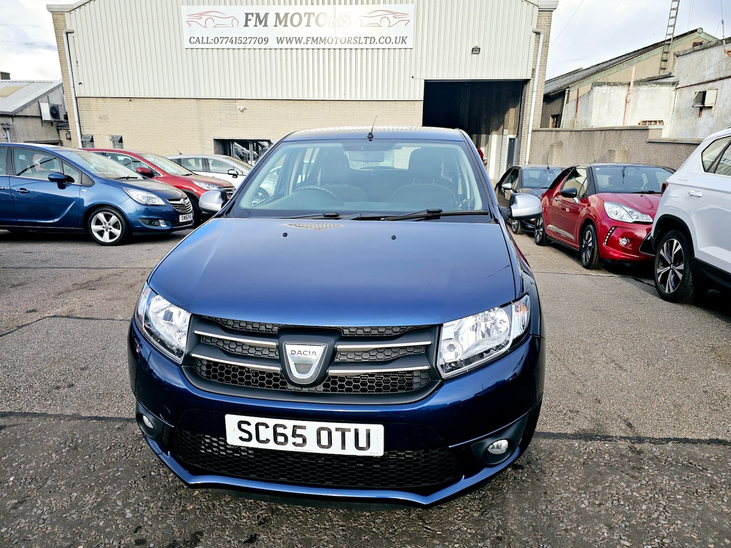 Used Dacia Sandero 2015 for sale - 76321767: Photo 1