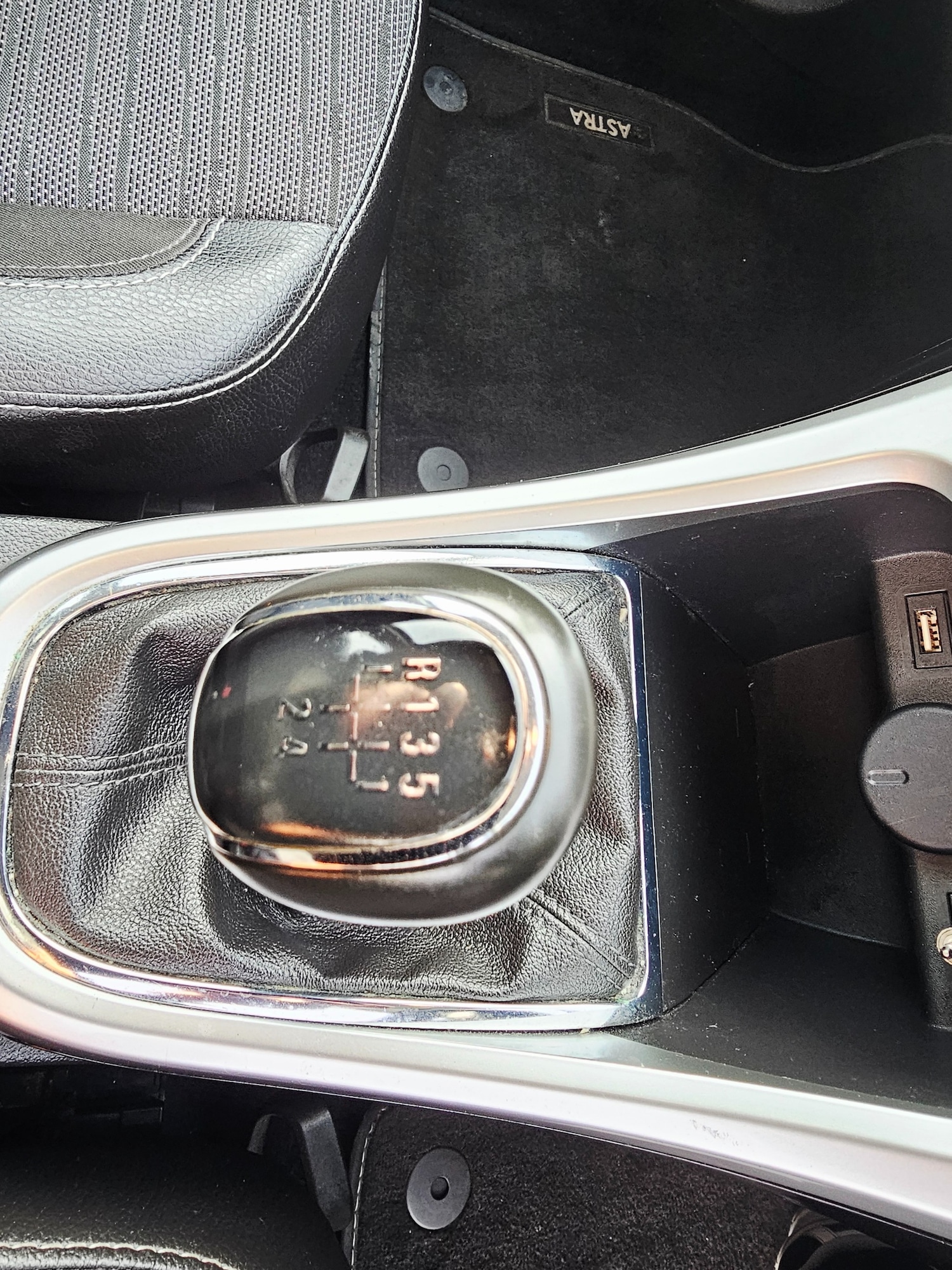 Used Vauxhall Astra 2015 for sale - 76415051: Photo 10