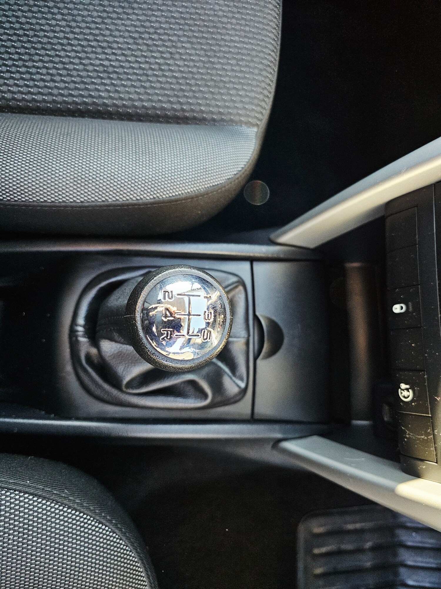 Used Peugeot 207 2012 for sale - 77630714: Photo 10