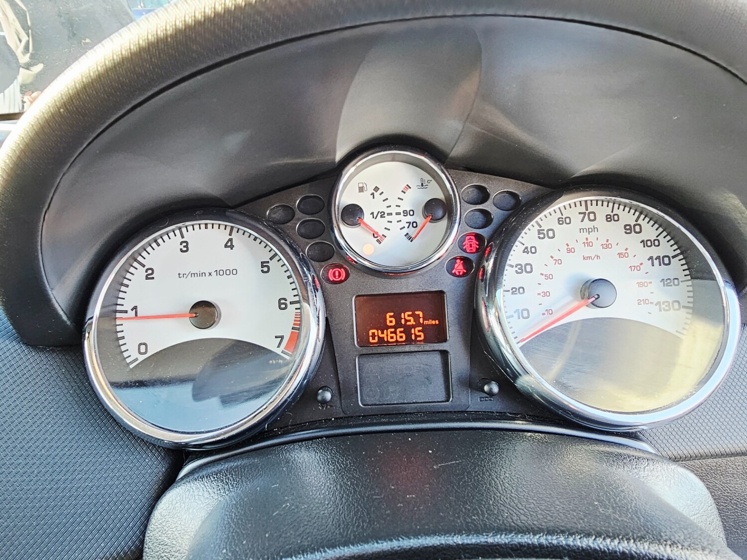 Used Peugeot 207 2012 for sale - 77630714: Photo 12