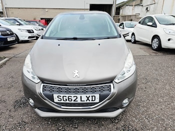 Used Peugeot 208 2012 for sale - 77364056: Photo