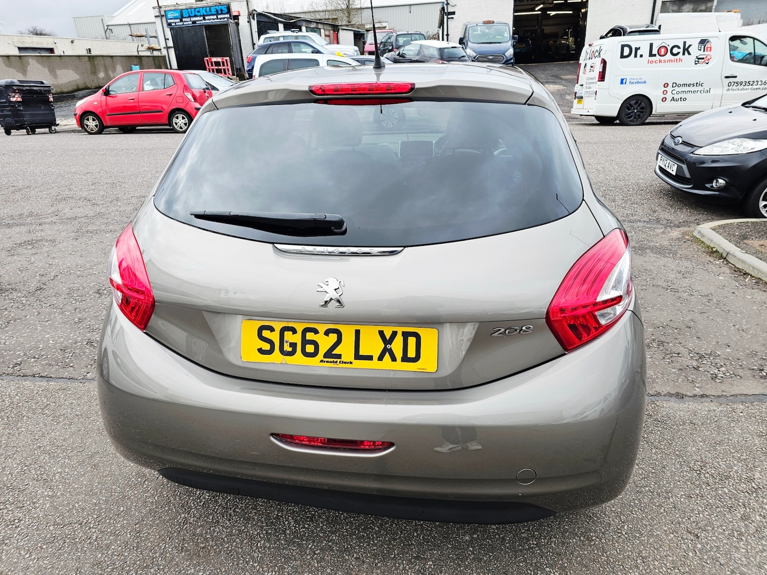 Used Peugeot 208 2012 for sale - 77364056: Photo 4