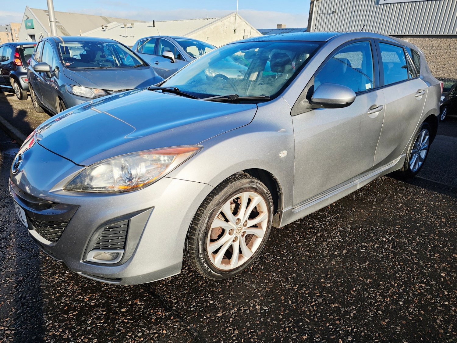 Used Mazda Mazda3 2011 for sale - 76739898: Photo 2