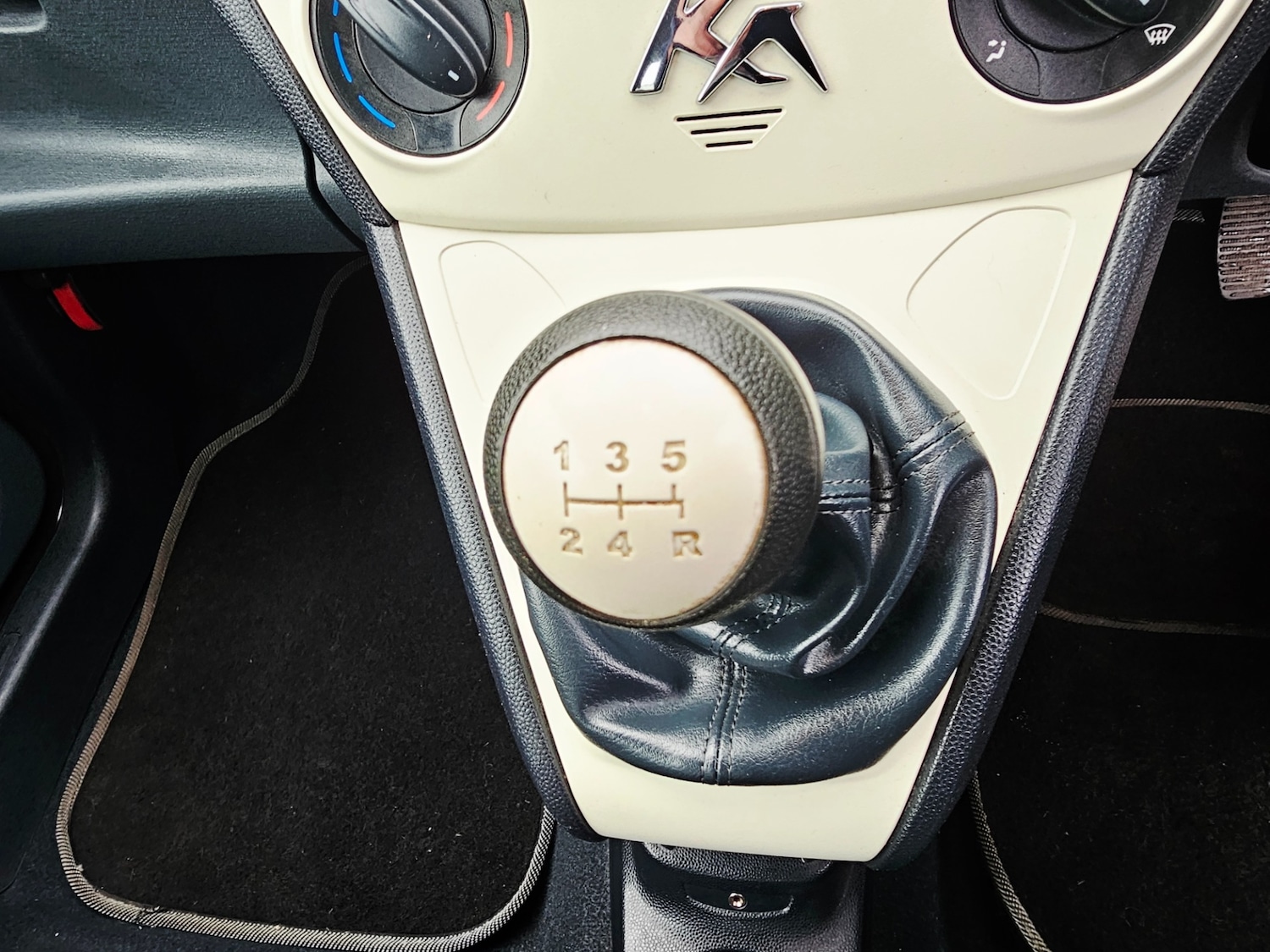 Used Ford Ka 2010 for sale - 76569100: Photo 10