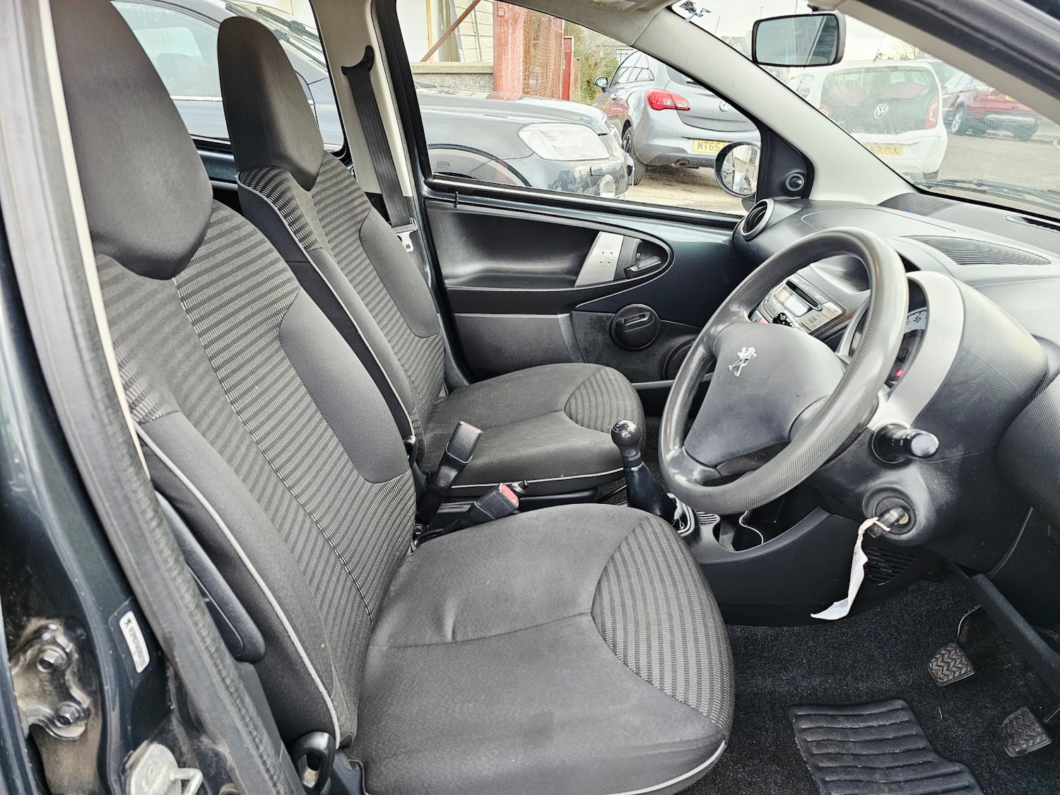 Used Peugeot 107 2013 for sale - 76590198: Photo 9