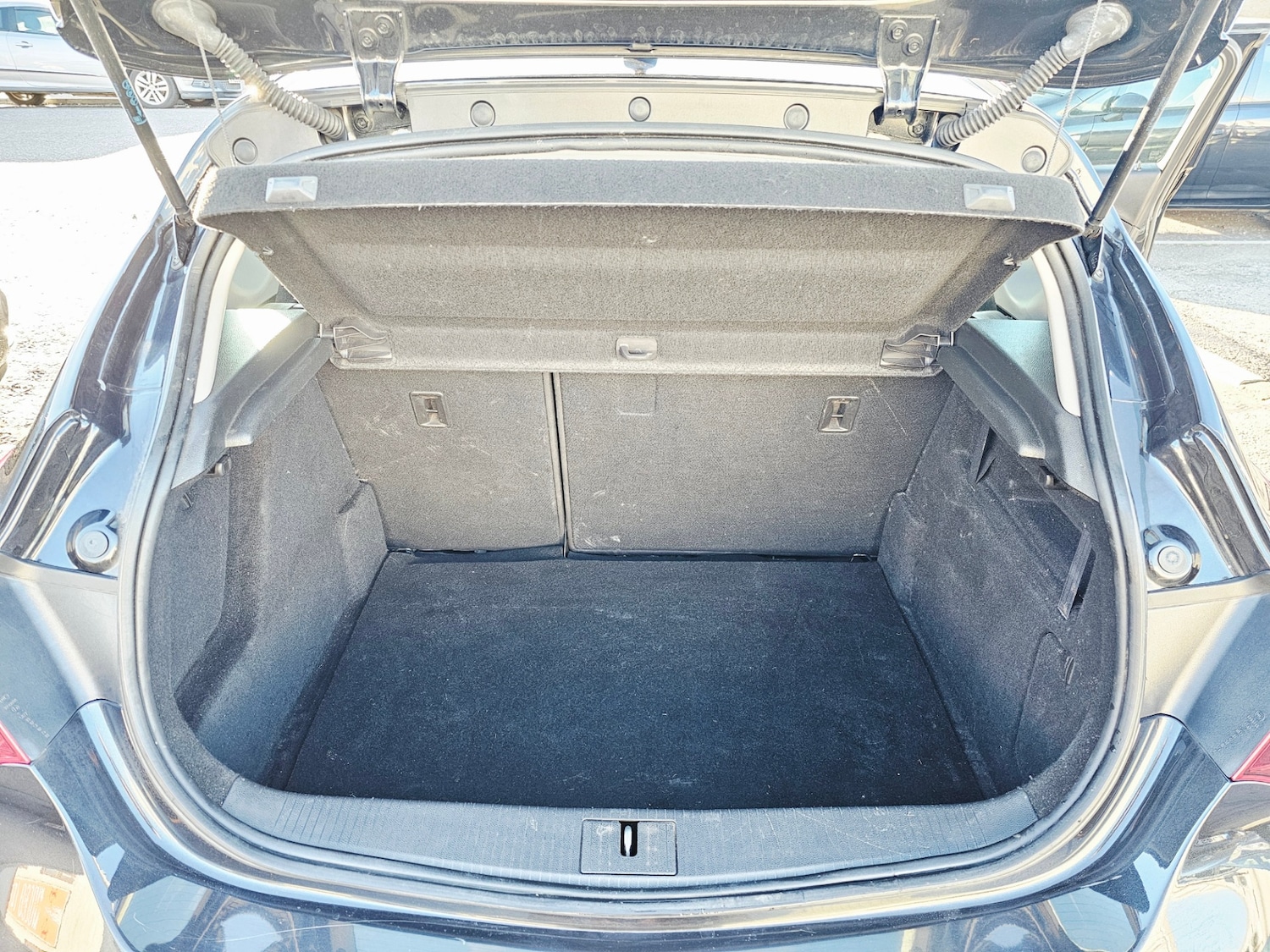 Used Vauxhall Astra 2015 for sale - 76385134: Photo 7