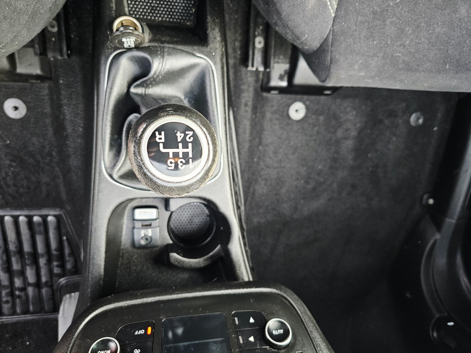 Used Fiat Punto 2014 for sale - 76309796: Photo 10