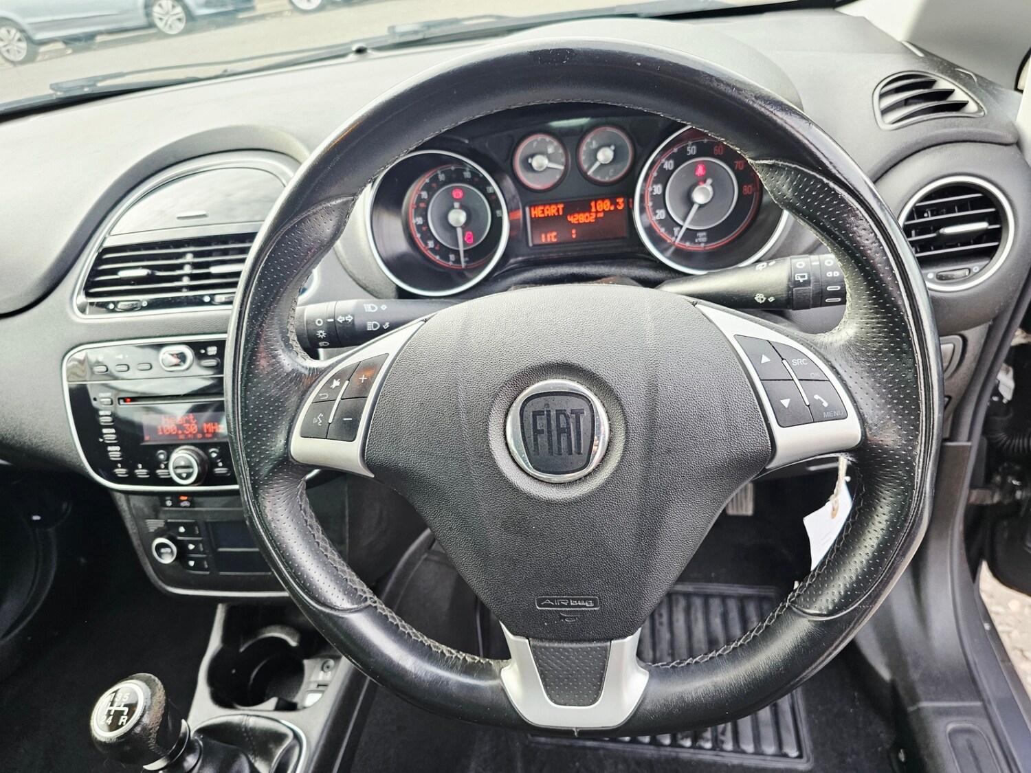 Used Fiat Punto 2014 for sale - 76309796: Photo 13