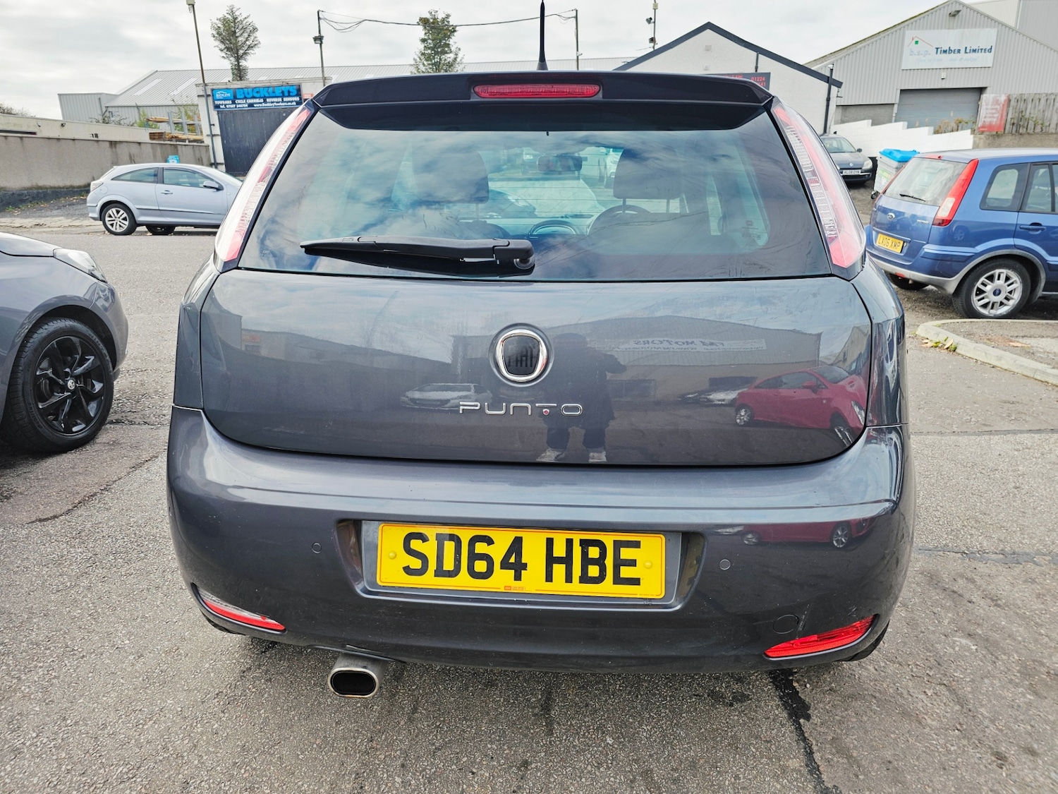 Used Fiat Punto 2014 for sale - 76309796: Photo 4