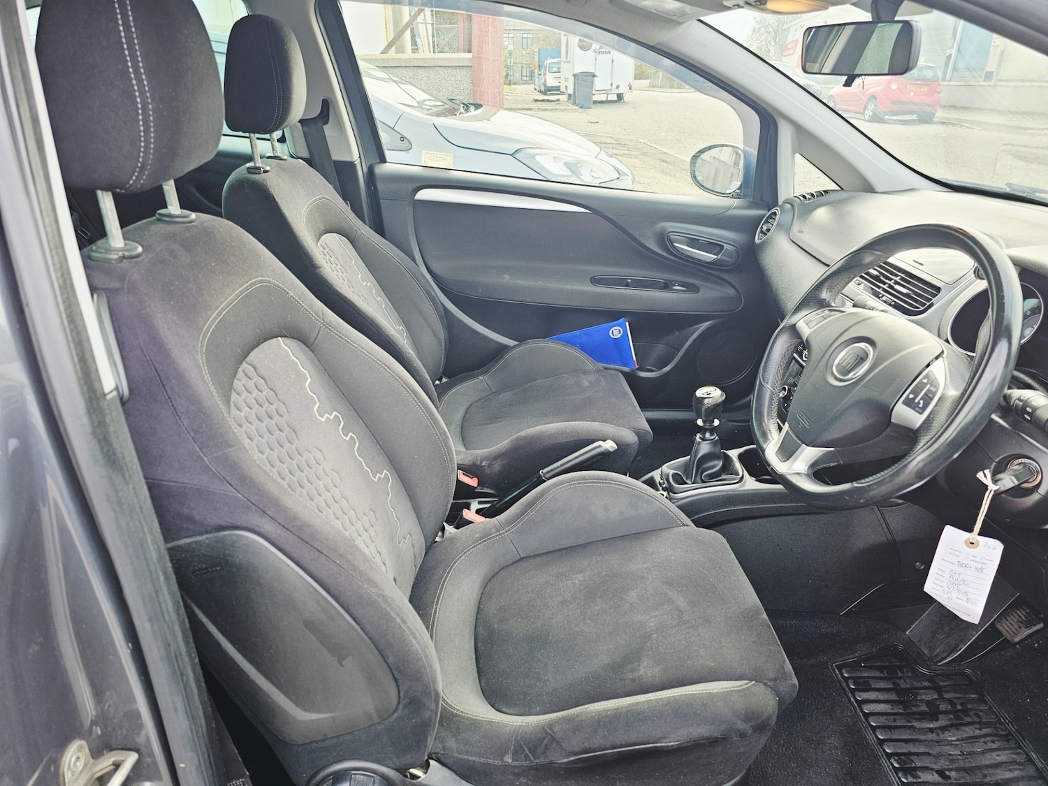 Used Fiat Punto 2014 for sale - 76309796: Photo 9