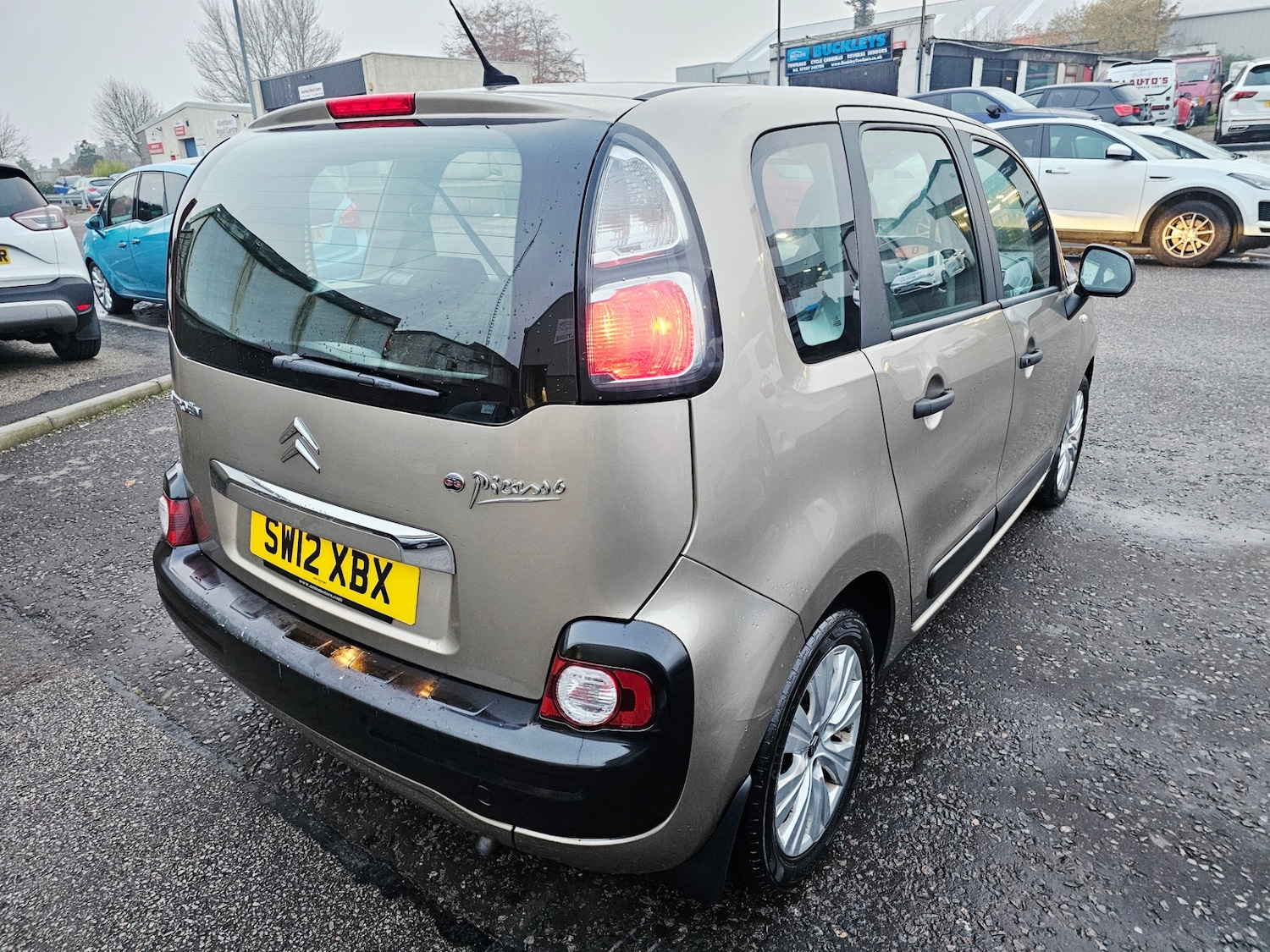Used Citroen C3 Picasso 2012 for sale - 76739168: Photo 3
