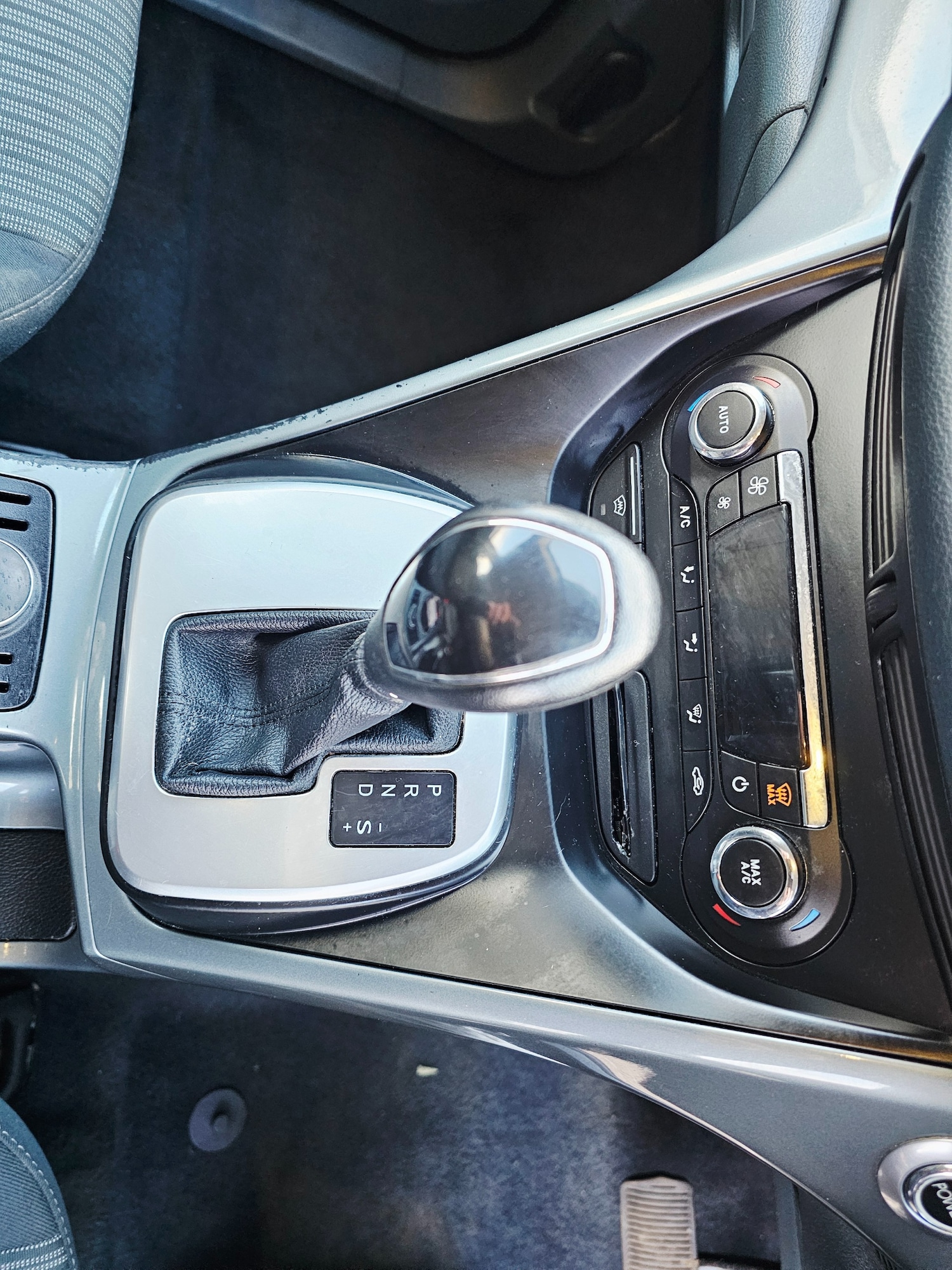 Used Ford Grand C-Max 2014 for sale - 77890459: Photo 12