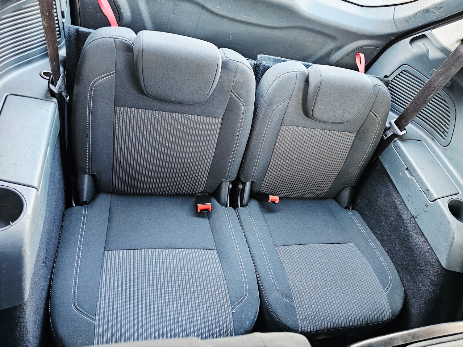 Used Ford Grand C-Max 2014 for sale - 77890459: Photo 8