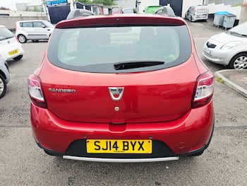 Used Dacia Sandero Stepway 2014 for sale - 79684605: Photo