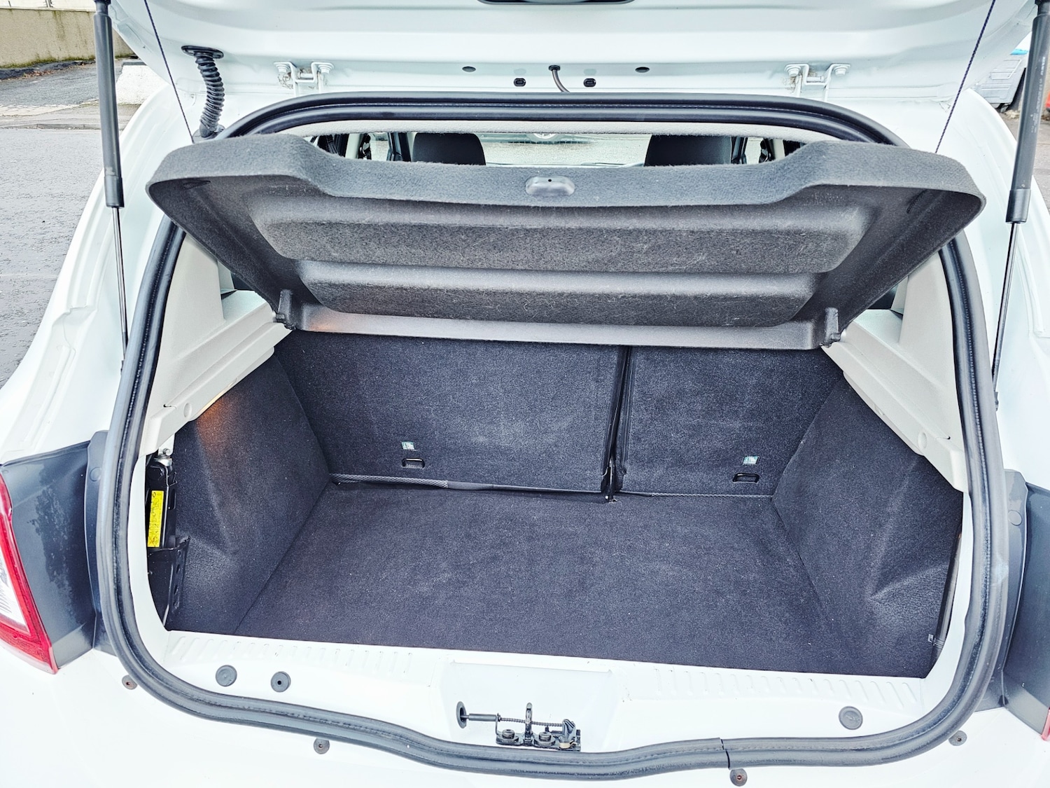 Used Dacia Sandero 2013 for sale - 76835965: Photo 6