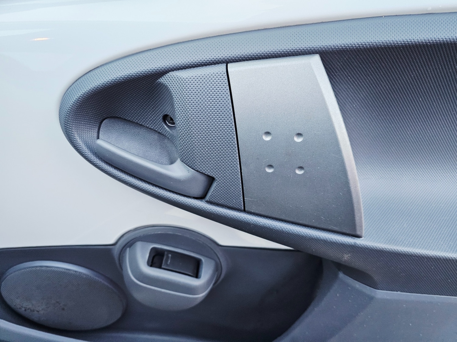 Used Toyota AYGO 2012 for sale - 76682519: Photo 14