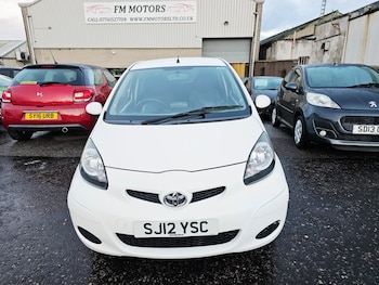 Used Toyota AYGO 2012 for sale - 76682519: Photo
