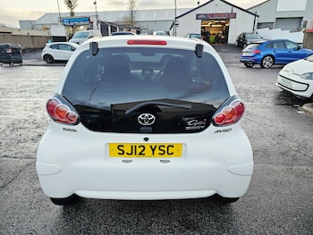 Used Toyota AYGO 2012 for sale - 76682519: Photo