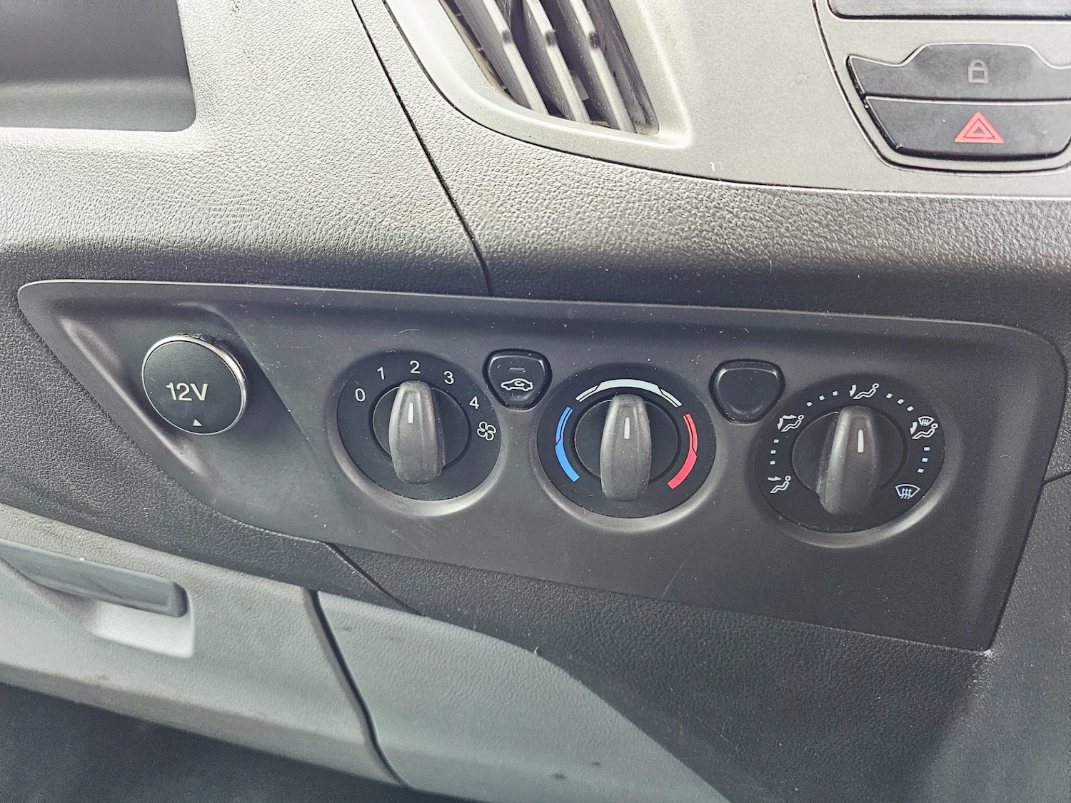 Used Ford Transit Custom 2015 for sale - 77517690: Photo 10