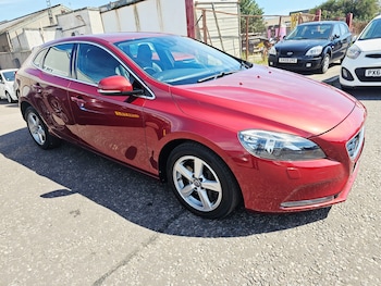 Used Volvo V40 2016 for sale - 78951081: Photo