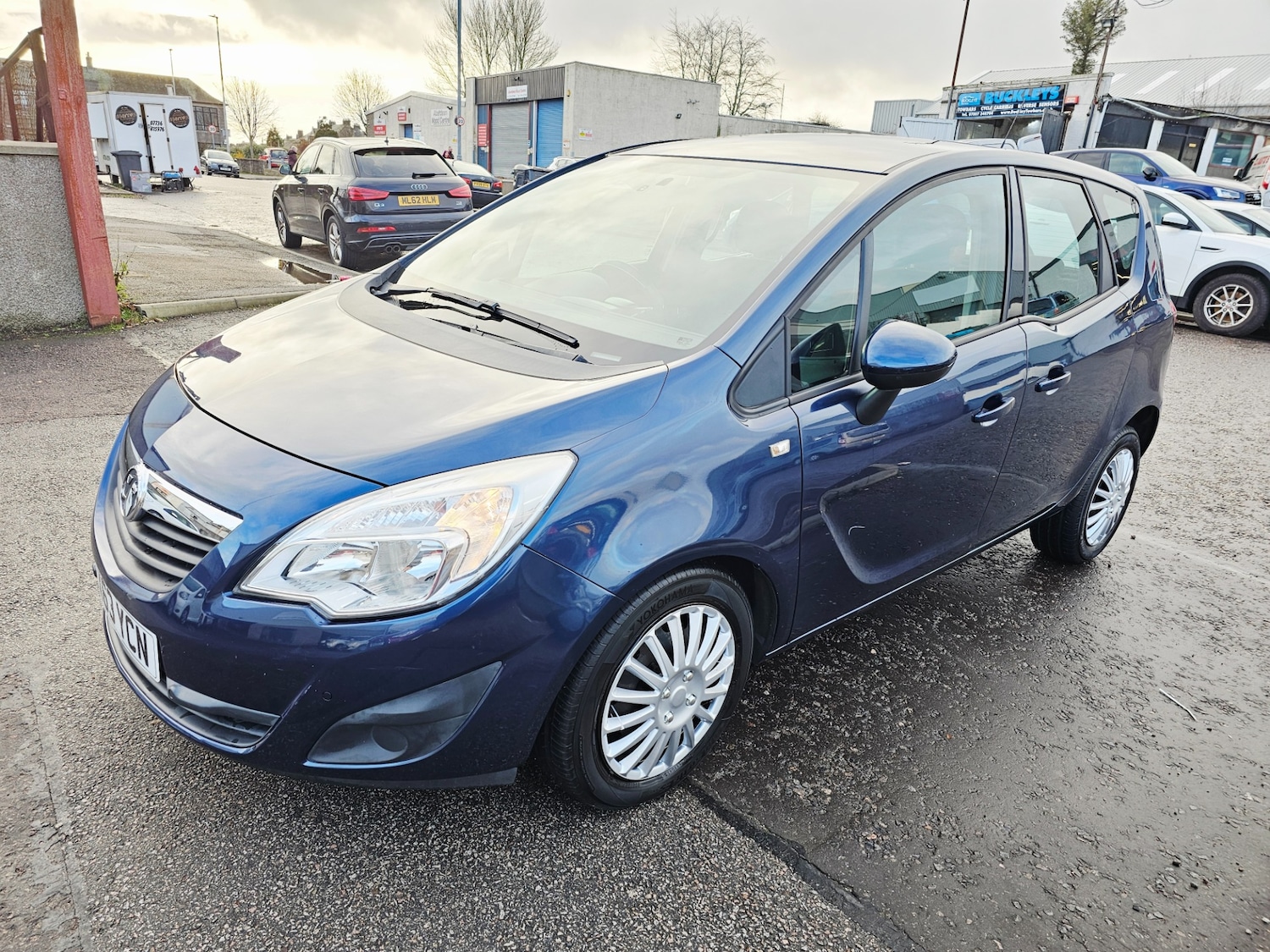 Used Vauxhall Meriva 2013 for sale - 76835953: Photo 2